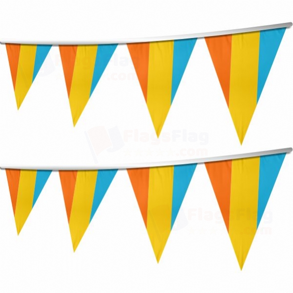 Atlantium Stringed Triangle Flag