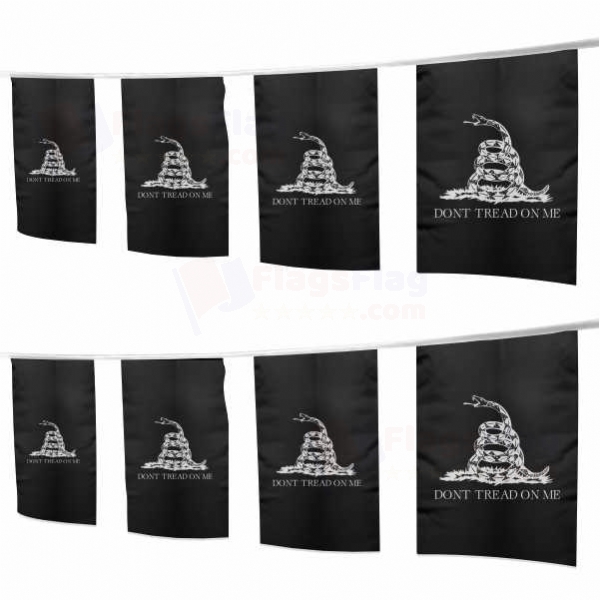Black Don t Tread On Me Square String Flags