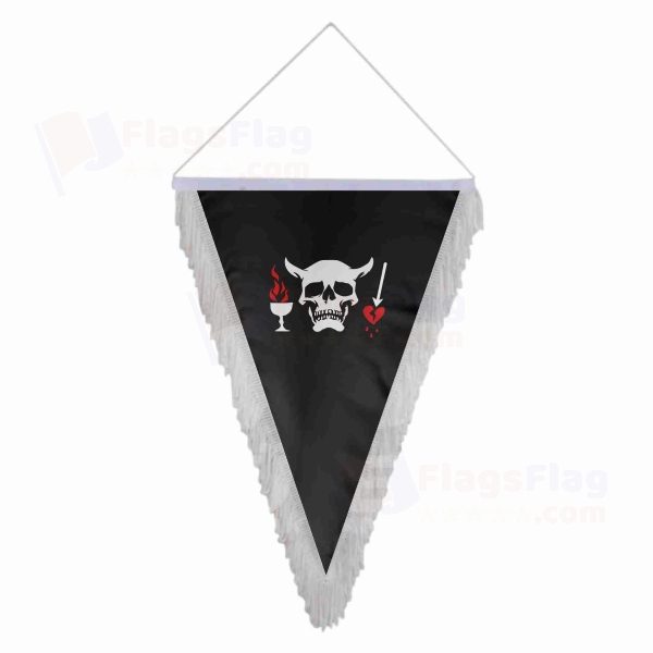 Blackbeard Triangle Fringed Streamers