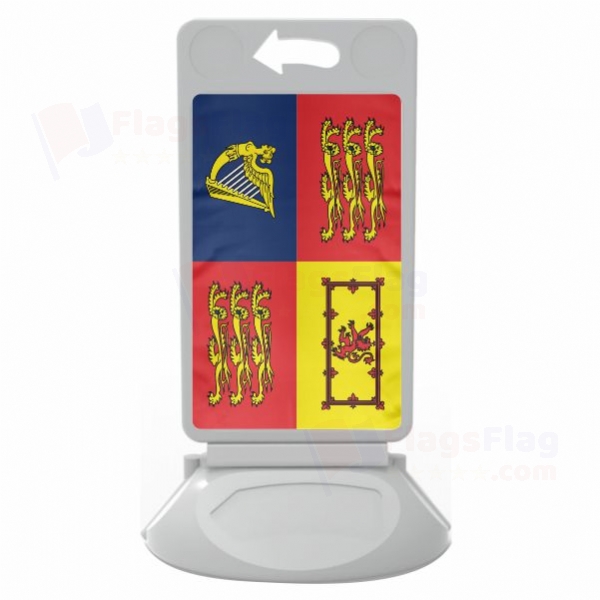 Buckingham Palace Plastic Pontoon