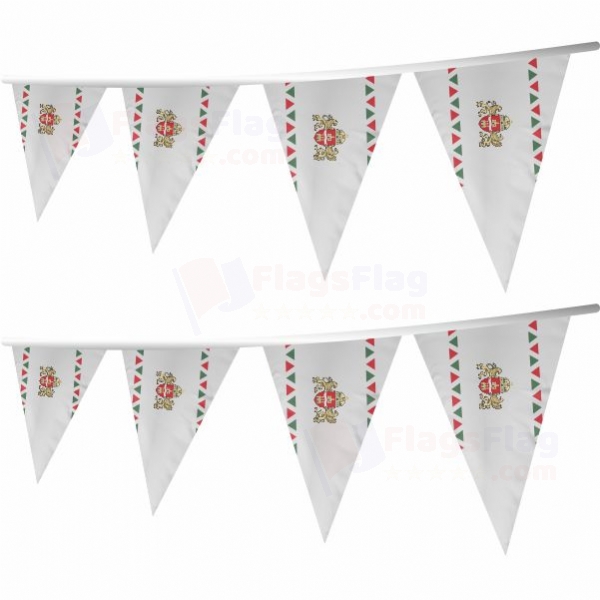 Budapest Stringed Triangle Flag