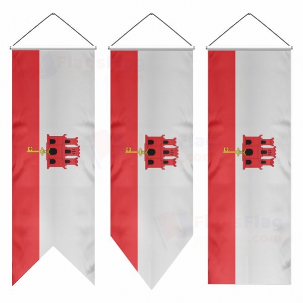 Cebelitar�k Swallowtail Flags