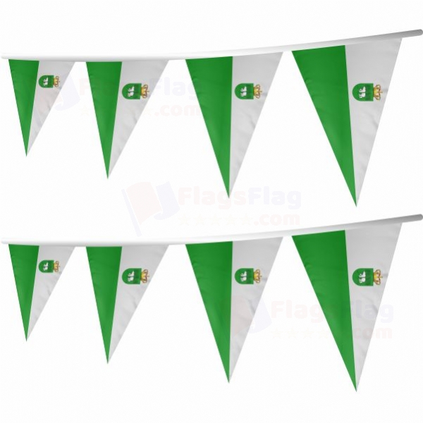Chelm Stringed Triangle Flag