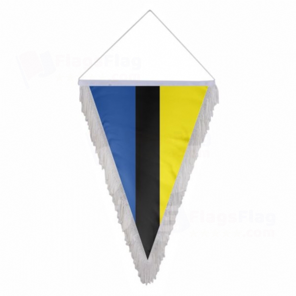 Chojnice Triangle Fringed Streamers
