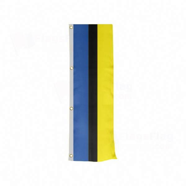 Chojnice Vertically Raised Flags