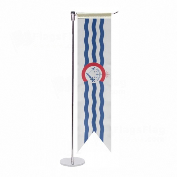 Cincinnati L Table Flag