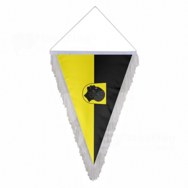 Coburg Triangle Fringed Streamers