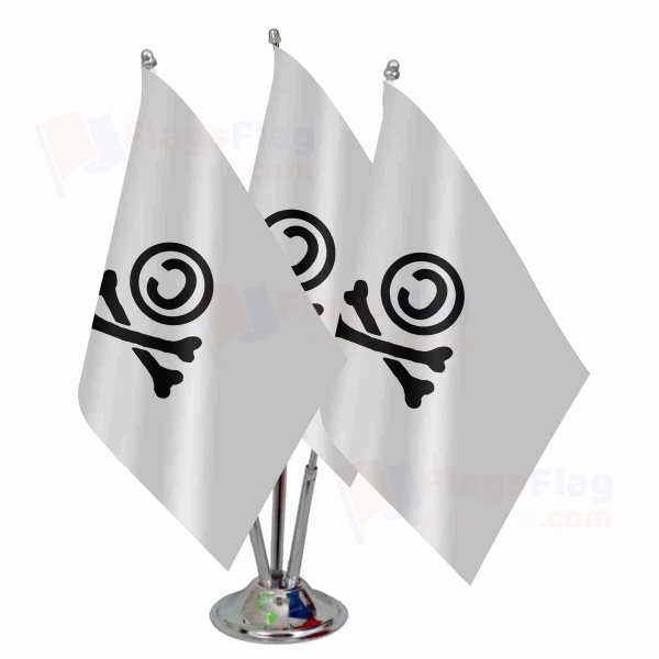Copy Roger Triple Table Flag