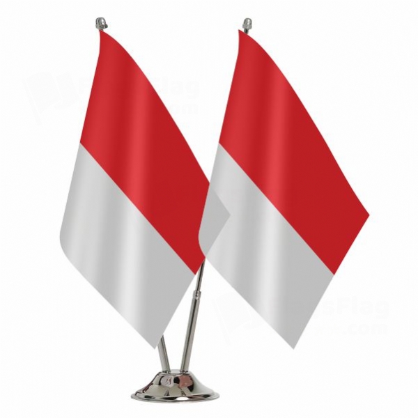 Courland 2 Table Flags