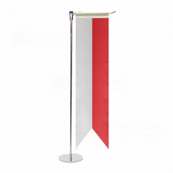 Courland L Table Flag