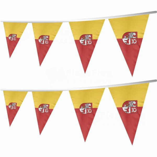 Czarnkow Trzcianka Stringed Triangle Flag
