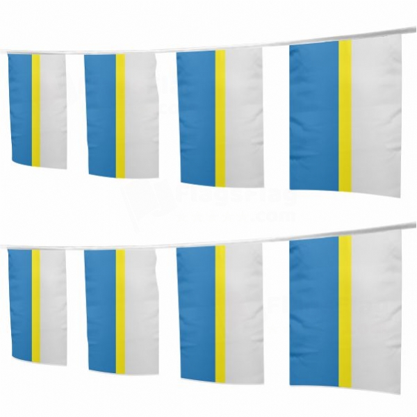 Czestochowa Square String Flags