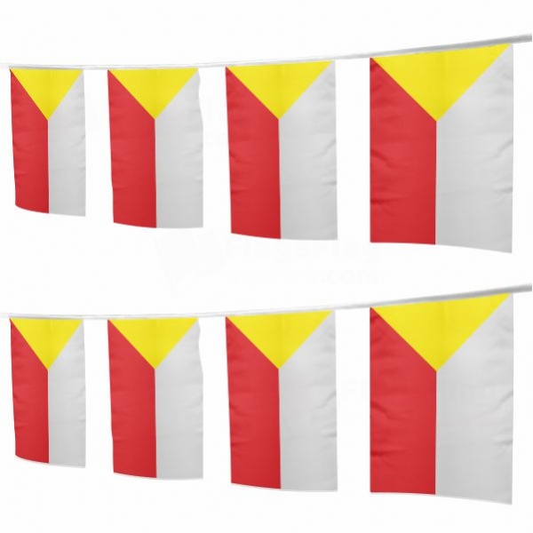 Czestochowski Square String Flags