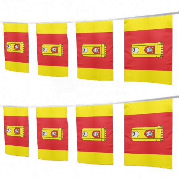 Czluchowski Square String Flags
