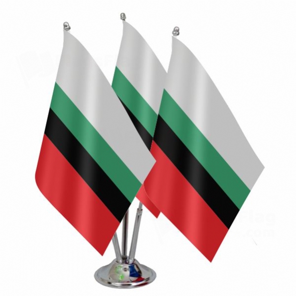 Dabrowa Triple Table Flag