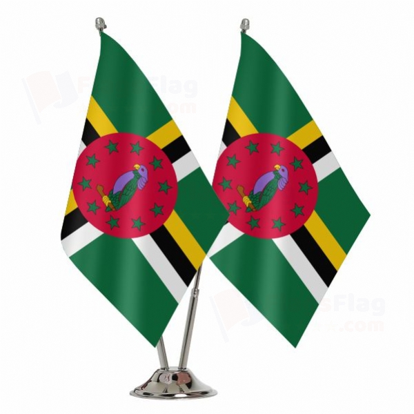Dominika 2 Table Flags