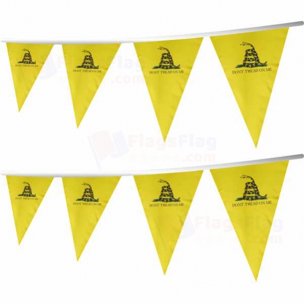 Dont Tread On Me Stringed Triangle Flag