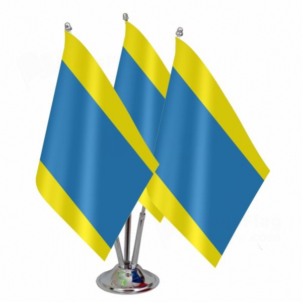 Dzierzoniowski Triple Table Flag