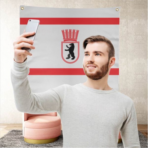 East Berlin Background Selfie Shooting Landscapes