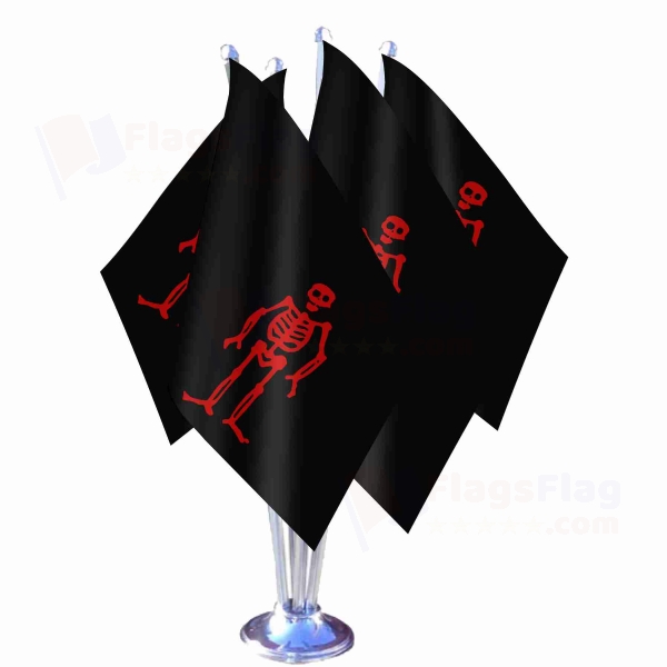 Edward Low Quadruple Table Flag