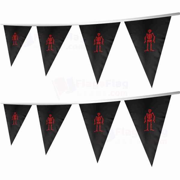 Edward Low Stringed Triangle Flag