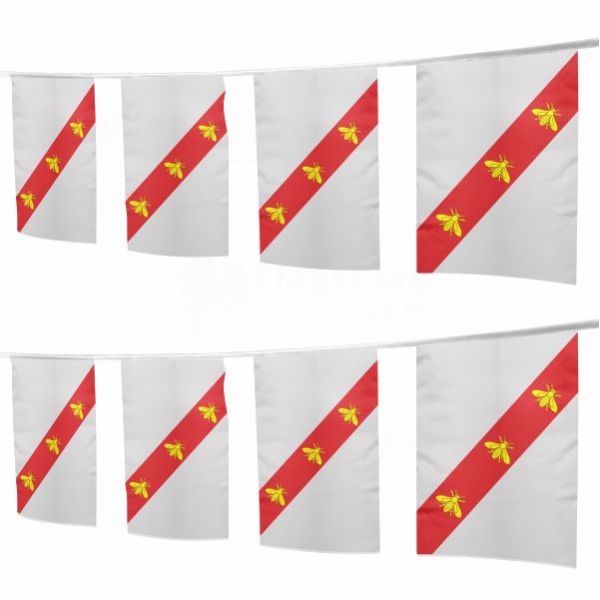 Elba Square String Flags