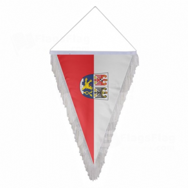 Erlangen Triangle Fringed Streamers
