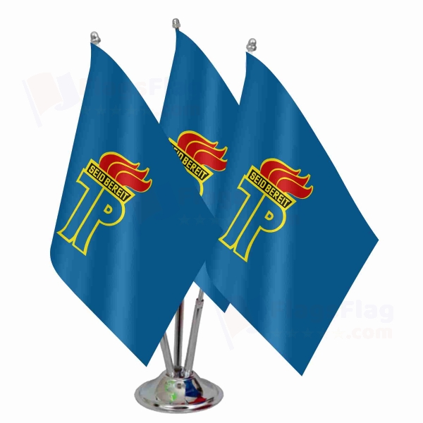 Ernst Thalmann Pioneer Organisation Triple Table Flag