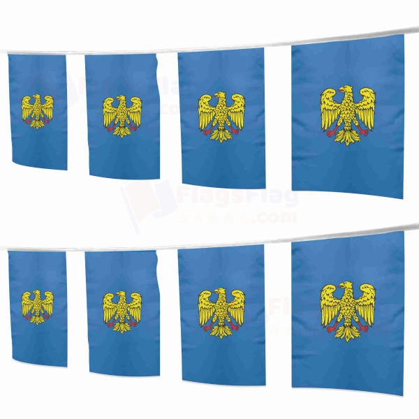 Friuli Square String Flags