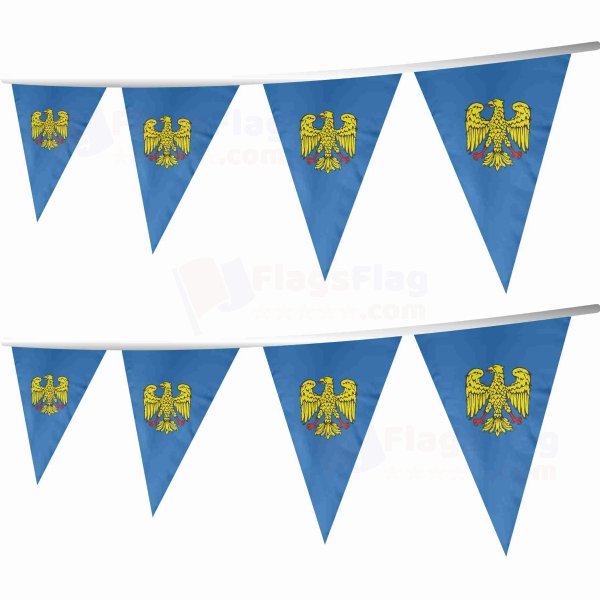 Friuli Stringed Triangle Flag