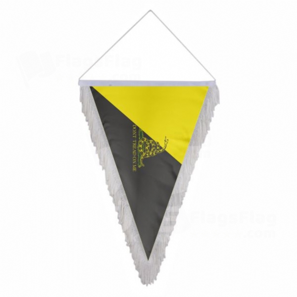 Gadscap Triangle Fringed Streamers