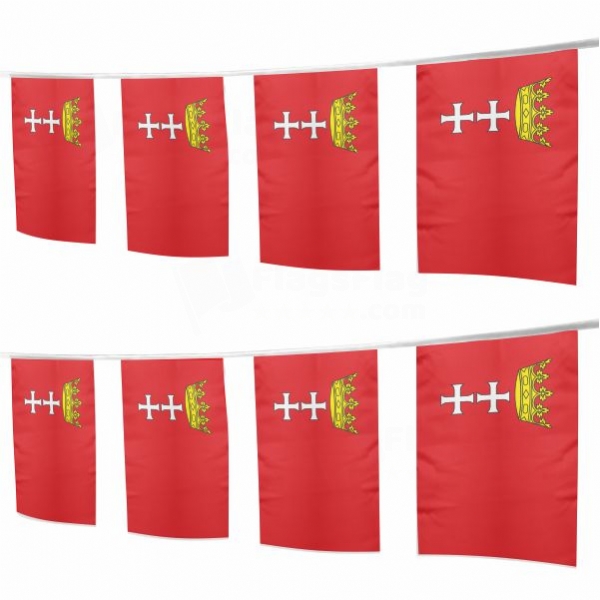 Gdansk Square String Flags