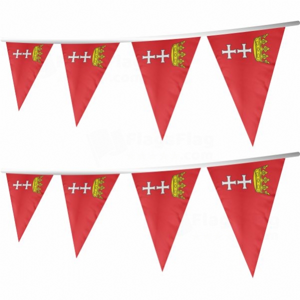 Gdansk Stringed Triangle Flag