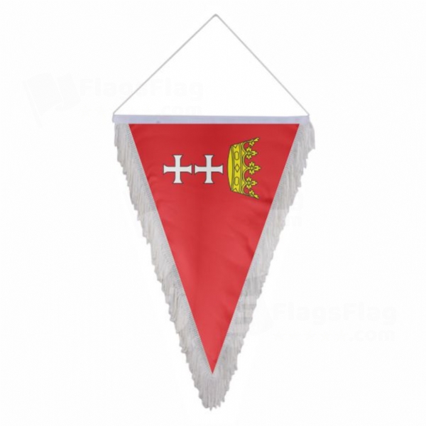 Gdansk Triangle Fringed Streamers