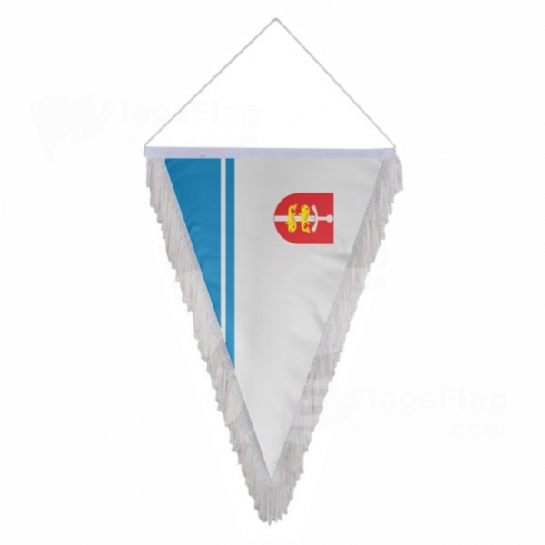 Gdynia Triangle Fringed Streamers