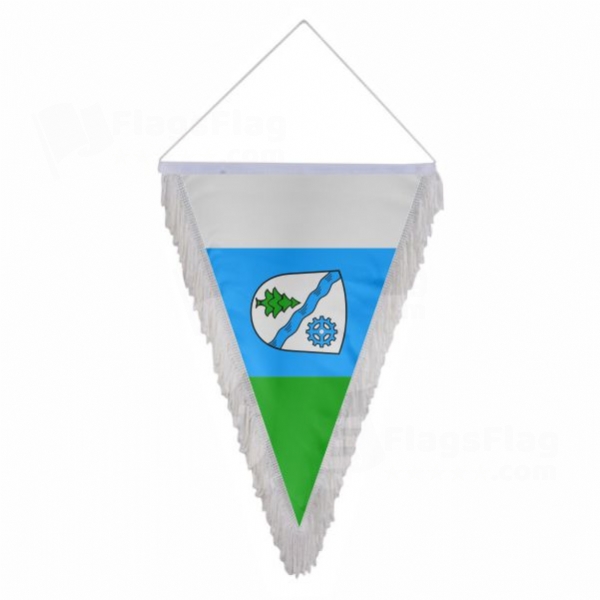 Geretsried Triangle Fringed Streamers