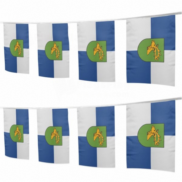 Gizycki Square String Flags