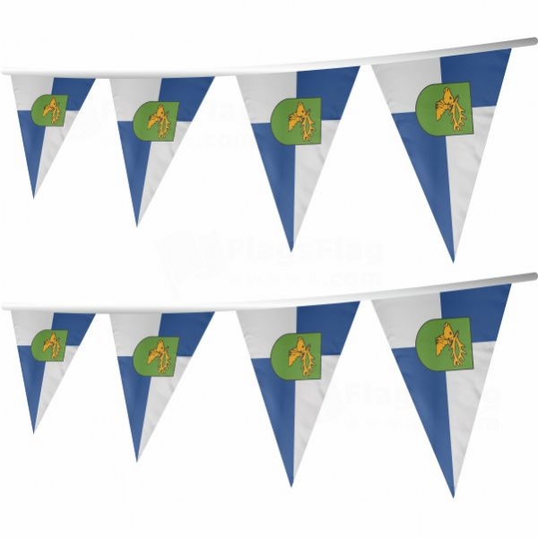 Gizycki Stringed Triangle Flag