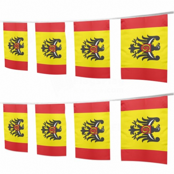 Glogowski Square String Flags
