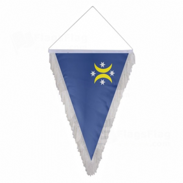 Goleniow Triangle Fringed Streamers