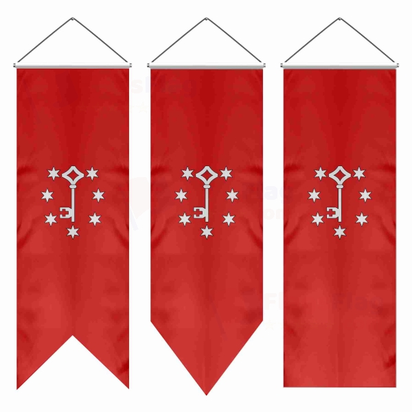 Gorzowski Swallowtail Flags