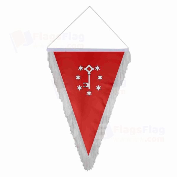 Gorzowski Triangle Fringed Streamers