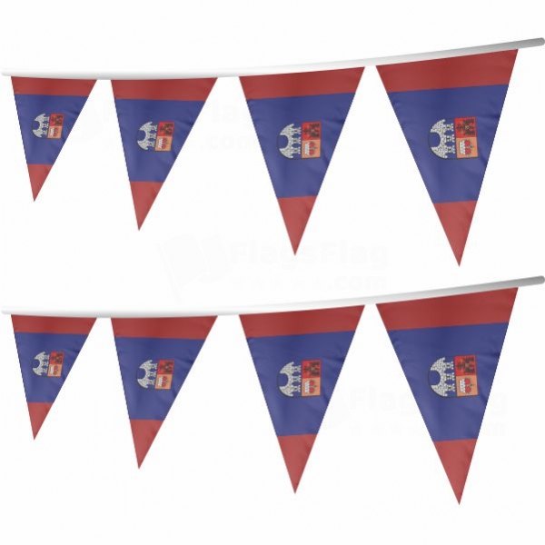 Gostyninski Stringed Triangle Flag