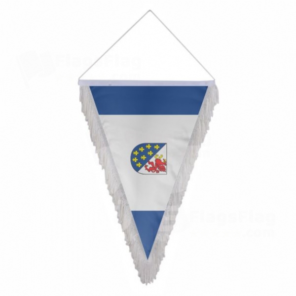 Gryficki Triangle Fringed Streamers