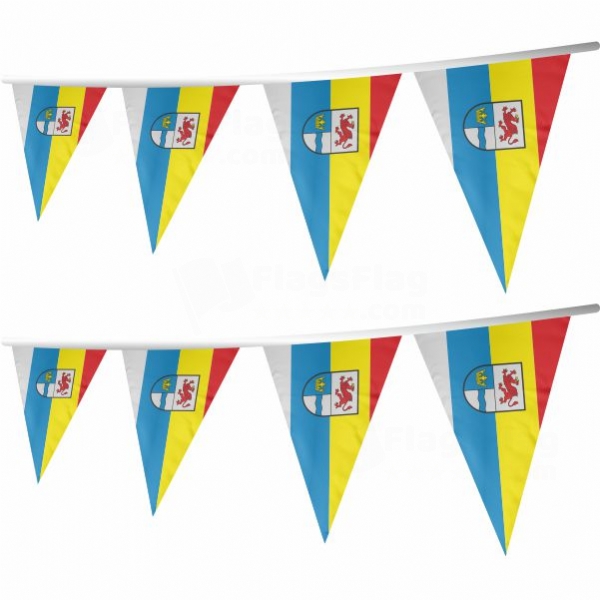 Gryfino Stringed Triangle Flag