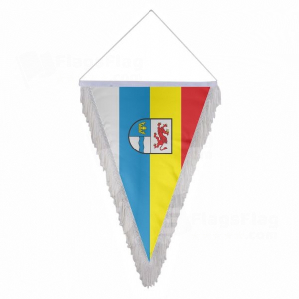 Gryfino Triangle Fringed Streamers
