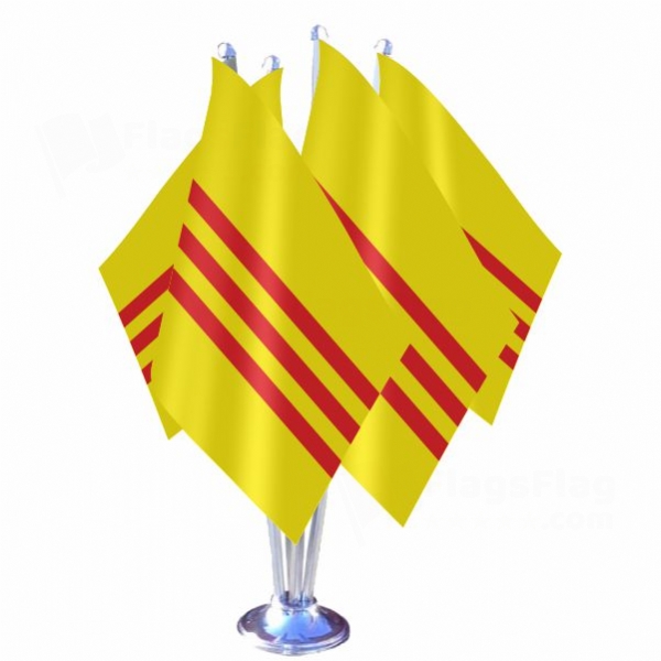 G�ney Vietnam Quadruple Table Flag