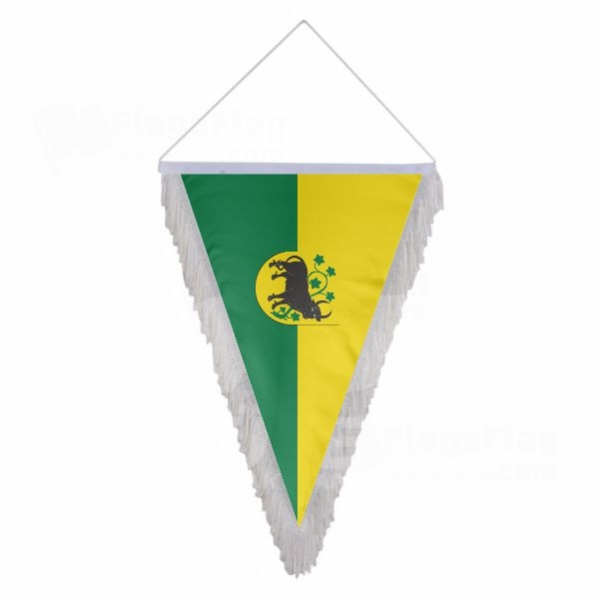 G�strow Triangle Fringed Streamers