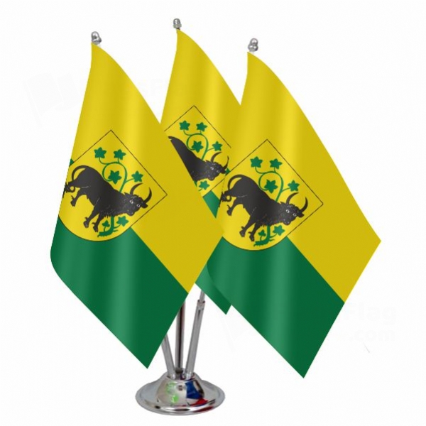 G�strow Triple Table Flag