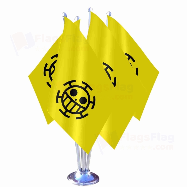 Heart Pirates Quadruple Table Flag
